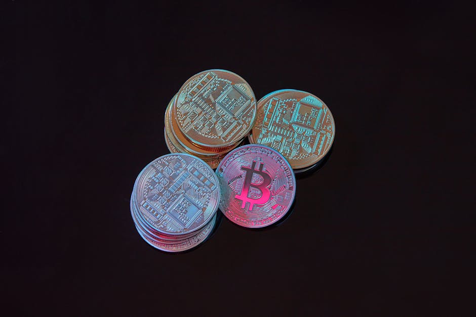 Bitcoin Slips to One-Month Low as Geopolitical Fears and Technical Breakdown Converge